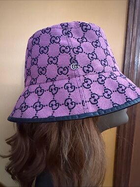 Authentic Gucci Pink & Dark Blue GG Monogram Canvas Bucket Hat / Fedora
